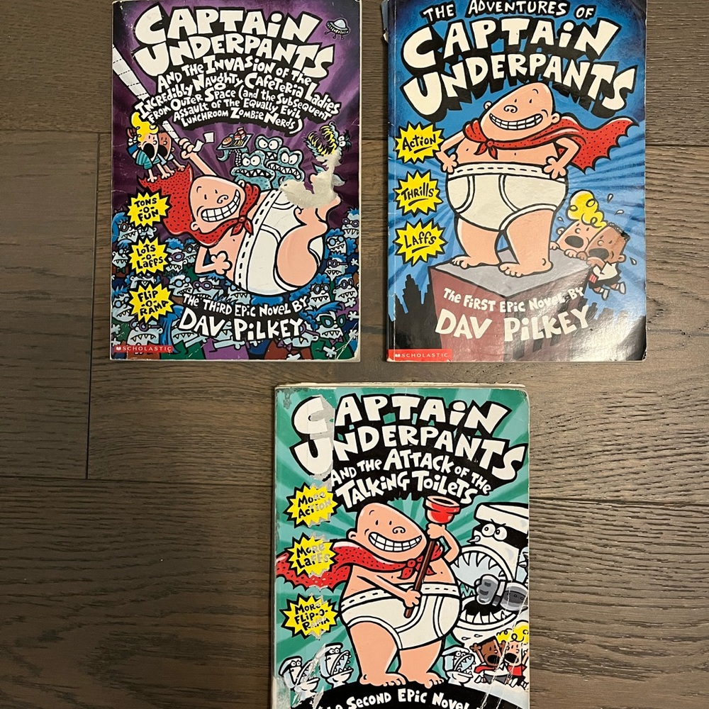 Captain underpants kids books 2 EUC/1GUC